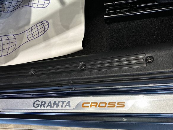 2026 Lada (ВАЗ) Granta Cross I Рестайлинг, серый - вид 6