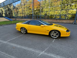 1993 Chevrolet Camaro IV, жёлтый, 1450000 рублей, вид 3