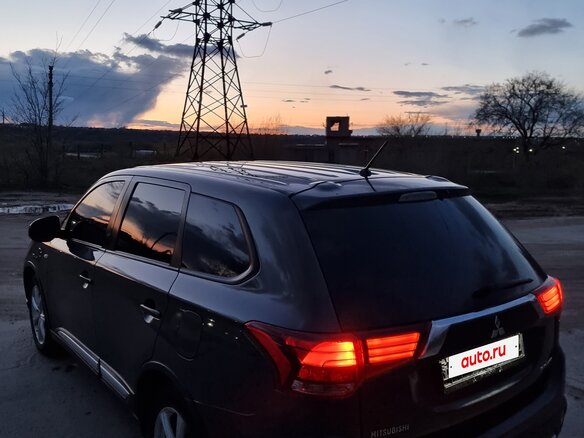 2016 Mitsubishi Outlander III Рестайлинг 2, серый, 1595000 рублей - вид 20