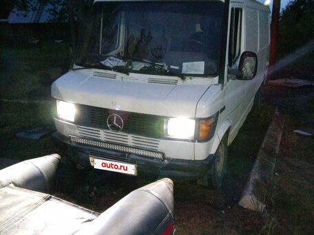 1994 Mercedes-Benz T1, белый, 140000 рублей, вид 2