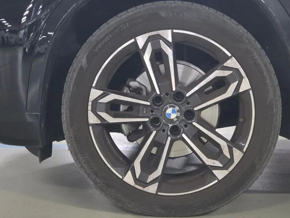 2023 BMW X1 18d sDrive III (U11/U12), чёрный, 3210020 рублей - вид 5