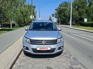 2016 Volkswagen Tiguan Euro 6 I Рестайлинг, серебристый, 1570000 рублей, вид 1