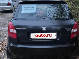2010 Skoda Fabia II Рестайлинг, чёрный, 350000 рублей, вид 2
