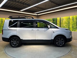 2022 Mitsubishi Delica D:5 I Рестайлинг, белый, 2889203 рублей, вид 5