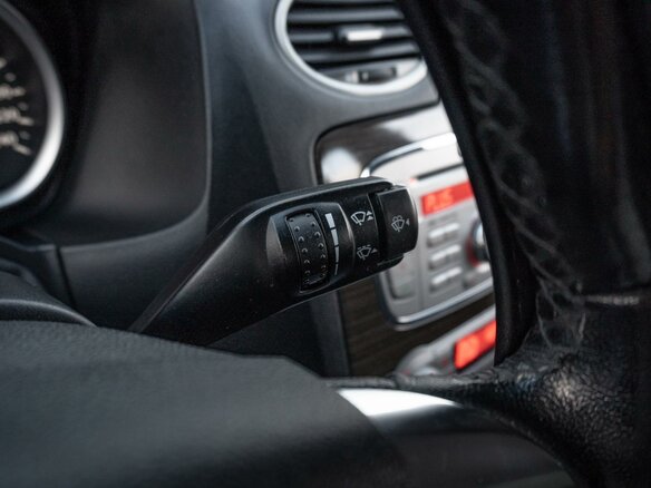 2008 Ford Focus II Рестайлинг, чёрный, 599000 рублей - вид 15