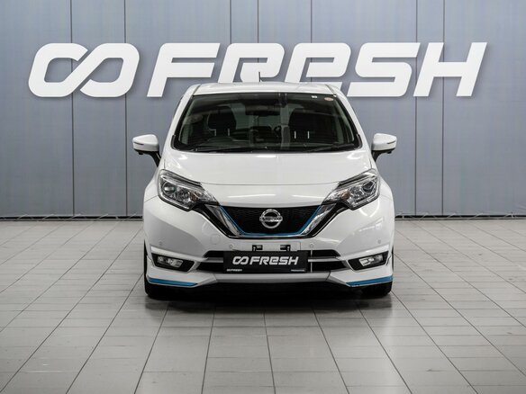 2019 Nissan Note e-Power II Рестайлинг, белый, 1389000 рублей - вид 2
