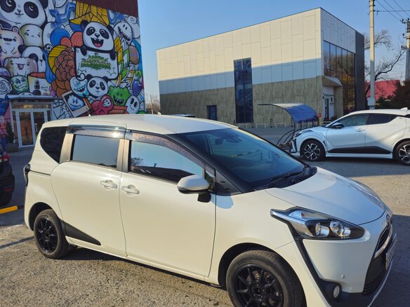 2016 Toyota Sienta II, белый, 1050000 рублей - вид 9