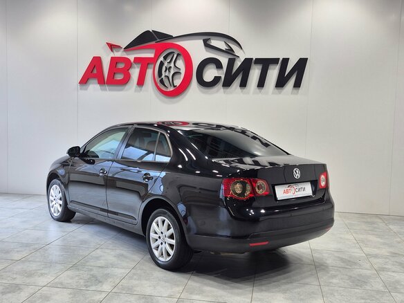 2010 Volkswagen Jetta V, чёрный, 699000 рублей - вид 5