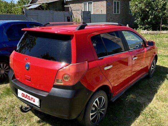 2012 Geely MK Cross I, красный, 240000 рублей - вид 5
