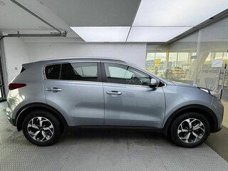 2019 Kia Sportage IV Рестайлинг, серебристый, 2450000 рублей, вид 4