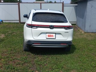 2025 Honda Vezel II, белый, 2420000 рублей, вид 3