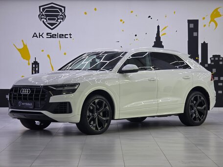 Audi Q8 I (4M)