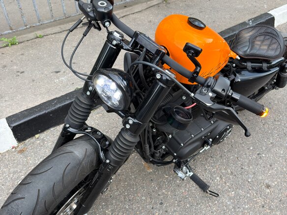 2019 Harley-Davidson Sportster 1200, оранжевый, 1499999 рублей - вид 19