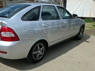 2010 Lada (ВАЗ) Priora I, серебристый, 400000 рублей, вид 3