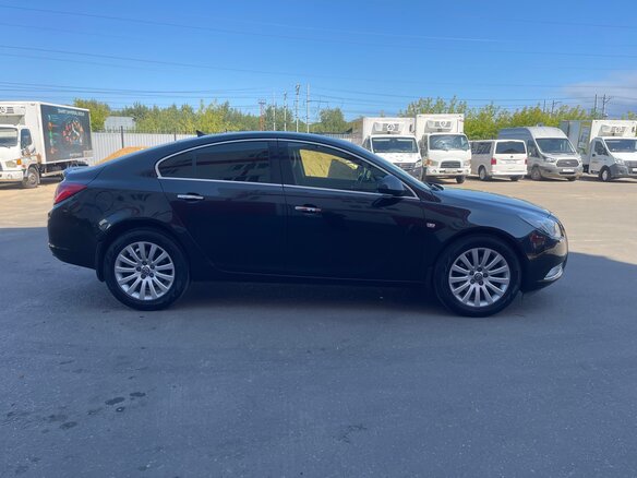 2011 Opel Insignia I, чёрный - вид 3