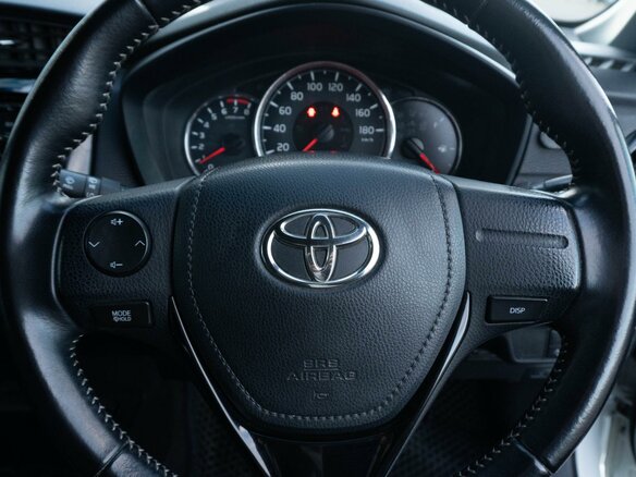 2015 Toyota Corolla Fielder XI (E160, E170, E180), белый, 1399000 рублей - вид 20