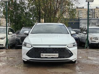 2022 BYD Qin Plus DM-i I, белый, 1299000 рублей, вид 2