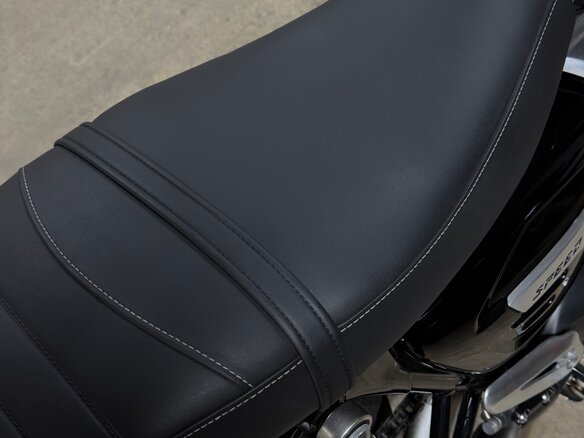 2020 Triumph Speed Twin, чёрный, 1100000 рублей - вид 3
