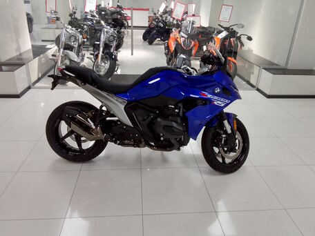 2025 BMW R 1300 RS, синий, 2150000 рублей, вид 2