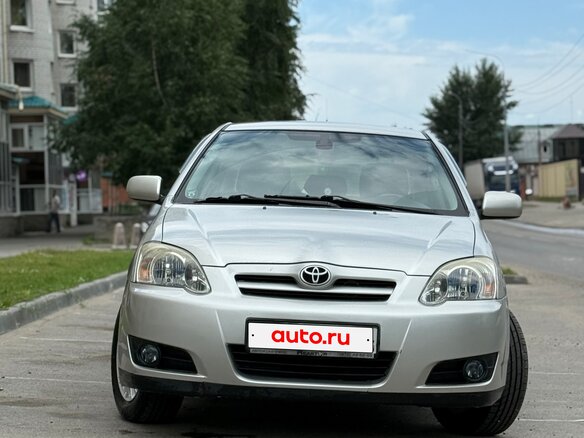 2005 Toyota Corolla IX (E120, E130) Рестайлинг, серебристый, 650000 рублей - вид 1