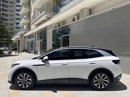 2024 Volkswagen ID.4 X, белый, 3240000 рублей, вид 3