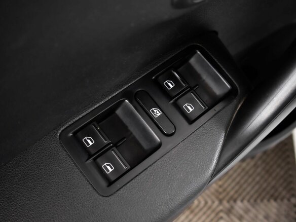 2019 Volkswagen Polo V Рестайлинг, белый, 1049000 рублей - вид 18