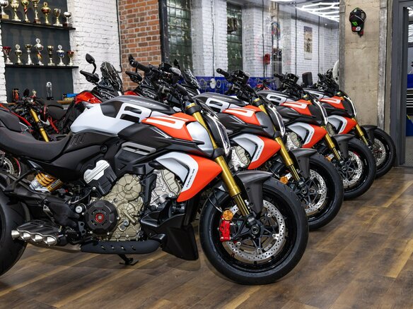 2026 Ducati Diavel V4, белый, 4290000 рублей - вид 16