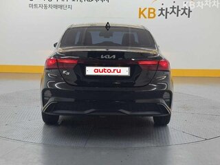 2022 Kia K3 II Рестайлинг, чёрный, 1770000 рублей, вид 3