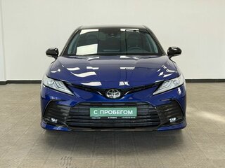 2021 Toyota Camry VIII (XV70) Рестайлинг, голубой, 3650000 рублей, вид 3