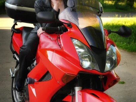 2005 Honda VFR 800, красный, 420000 рублей, вид 2