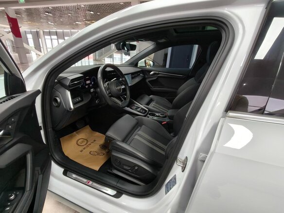2023 Audi A3 Sportback 35 TFSI IV (8Y), белый, 2236666 рублей - вид 12