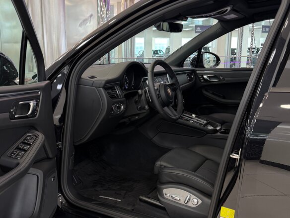 2025 Porsche Macan I Рестайлинг 2, чёрный, 11495000 рублей - вид 19