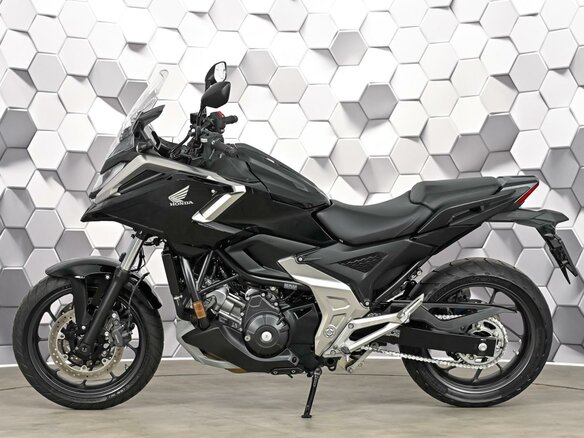 2025 Honda NC 750X, чёрный, 1299000 рублей - вид 3