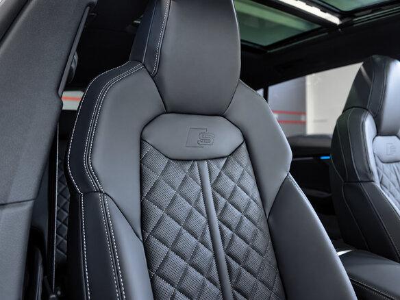 2026 Audi Q8 50 TDI I (4M) Рестайлинг, серый, 14290000 рублей - вид 15