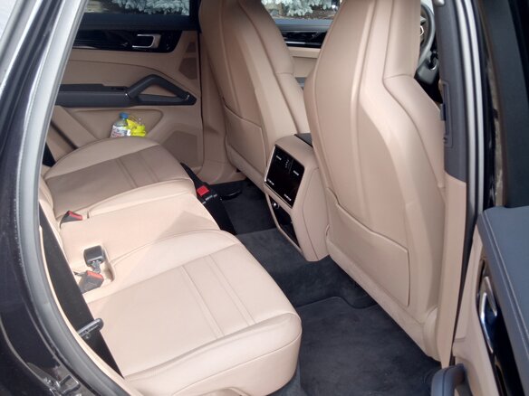 2019 Porsche Cayenne III, чёрный, 9000000 рублей - вид 9