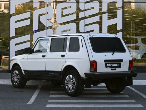 2013 Lada (ВАЗ) 2131 (4x4) 213105 I, белый, 389000 рублей - вид 1
