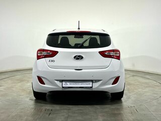 2014 Hyundai i30 II, белый, 1050000 рублей, вид 3