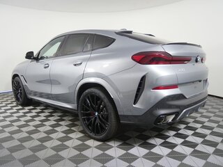 2026 BMW X6 40i III (G06) Рестайлинг, серебристый, 14777193 рублей, вид 4