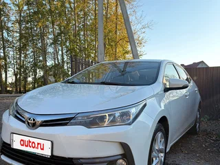 2018 Toyota Corolla XI (E160, E170, E180) Рестайлинг 1, белый, 1850000 рублей, вид 4