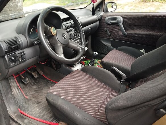 1994 Opel Corsa B, чёрный, 125000 рублей - вид 5