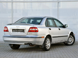 2002 Volvo S40 I Рестайлинг, серебристый, 485000 рублей, вид 3