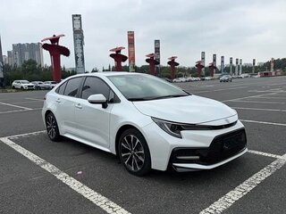 2022 Toyota Levin XII (E210) Рестайлинг, белый, 1360000 рублей, вид 3