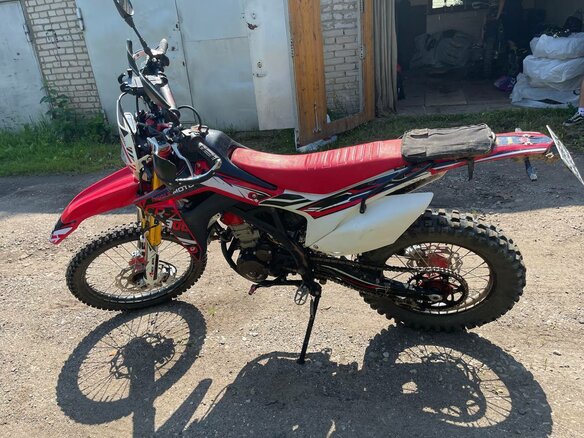 2023 Regulmoto CR-Z 300, красный, 180000 рублей - вид 2