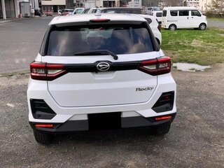 2022 Daihatsu Rocky A200, белый, 1199000 рублей, вид 3