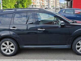 2010 Mitsubishi Outlander II Рестайлинг, чёрный, 980000 рублей, вид 4
