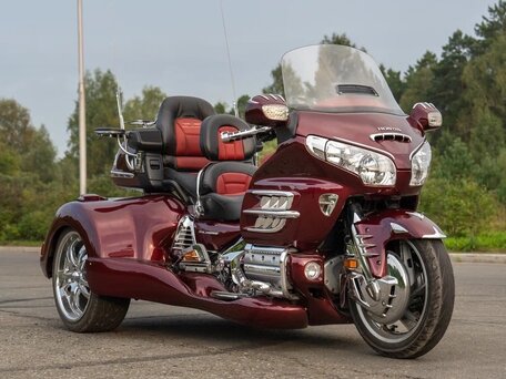 2008 Honda GL 1800 Gold Wing, красный, 2100000 рублей, вид 3