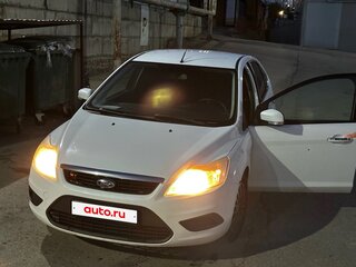 2010 Ford Focus II Рестайлинг, белый, 430000 рублей, вид 1