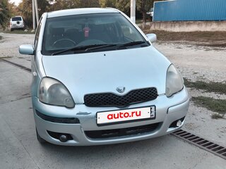 2003 Toyota Vitz I (P10), серебристый, 420000 рублей, вид 3