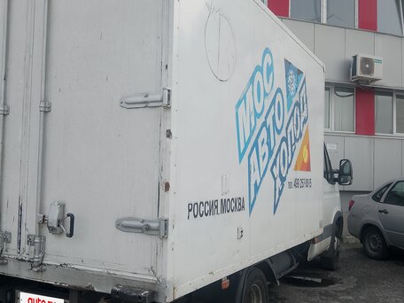 2010 Iveco Daily, белый, 2000000 рублей, вид 2