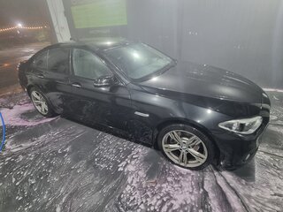2013 BMW 5 серии 520i VI (F10/F11/F07) Рестайлинг, чёрный, 1650000 рублей, вид 4